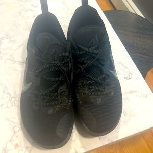 Giannis Immortality  Black. Size: 10.5